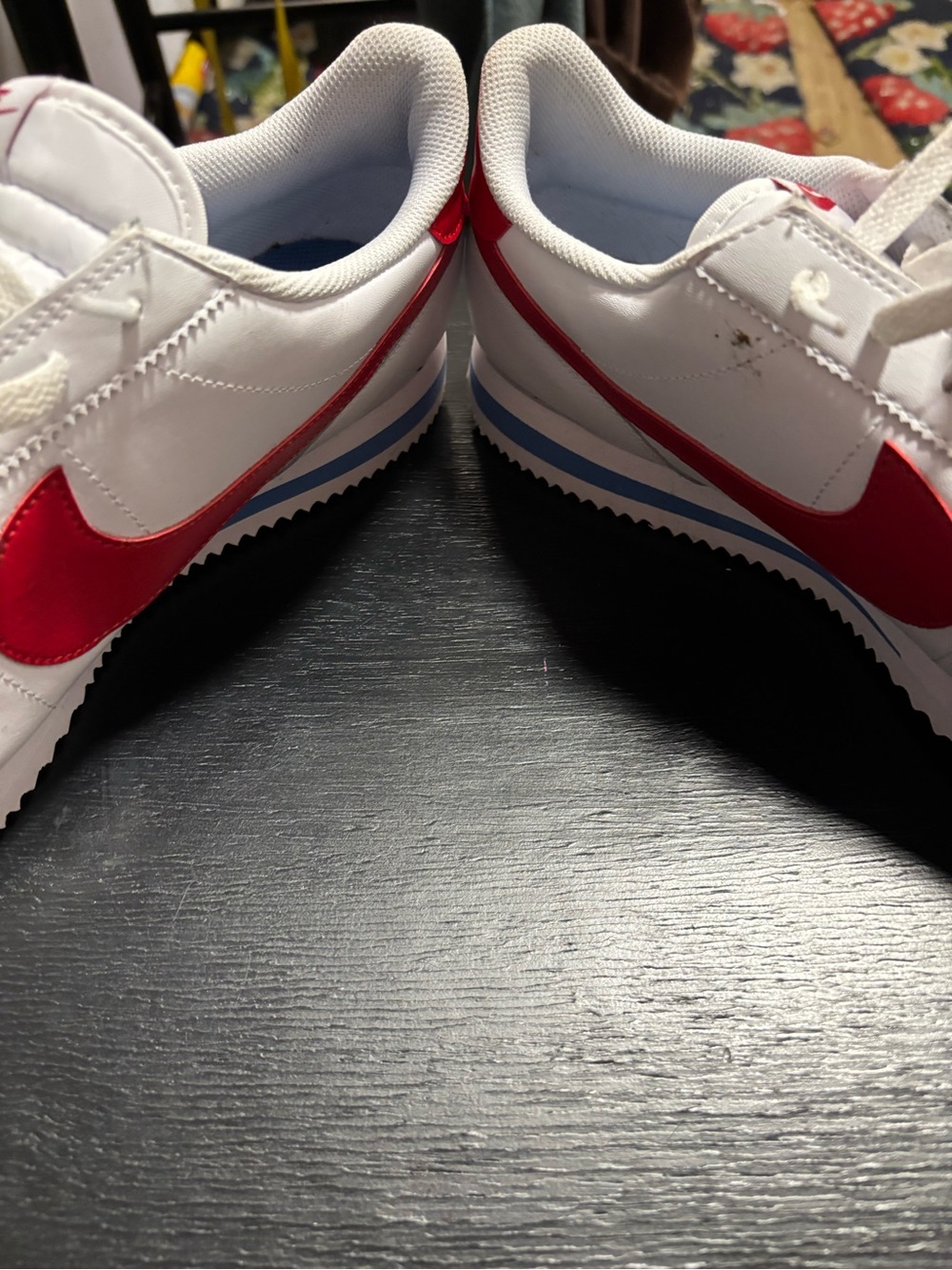 🔥⚡️Nike (Forrest Gump) Cortez White Sneakers with Red Swoosh⚡️🔥